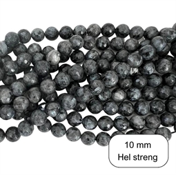 10 mm facetslebet Larvikit perler - Du får en hel streng med ca. 37 perler på.