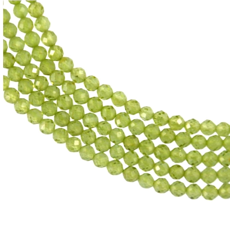 1/1 streng med ca. 100 stk. 4 mm Peridot perler