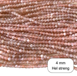 Flotte små 4 mm Peach moonstone perler