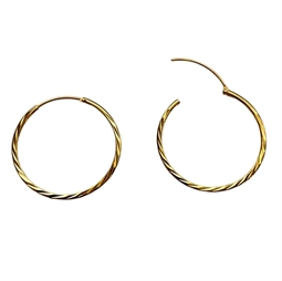 Creoler øreringe med mønster. 30 mm store